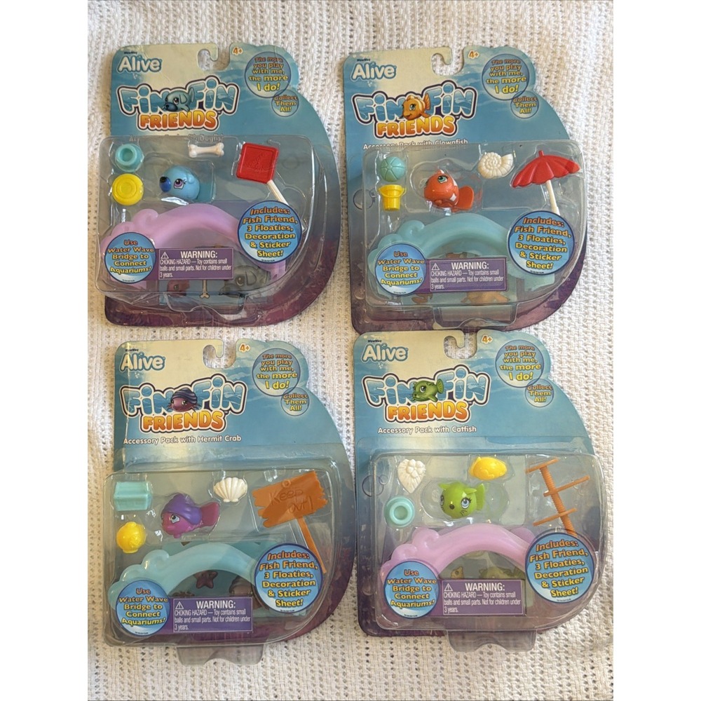 WowWee Alive Fin Fin Friends Accessory‎ Pack Lot of 4 Hermit Crab Catfish 7610